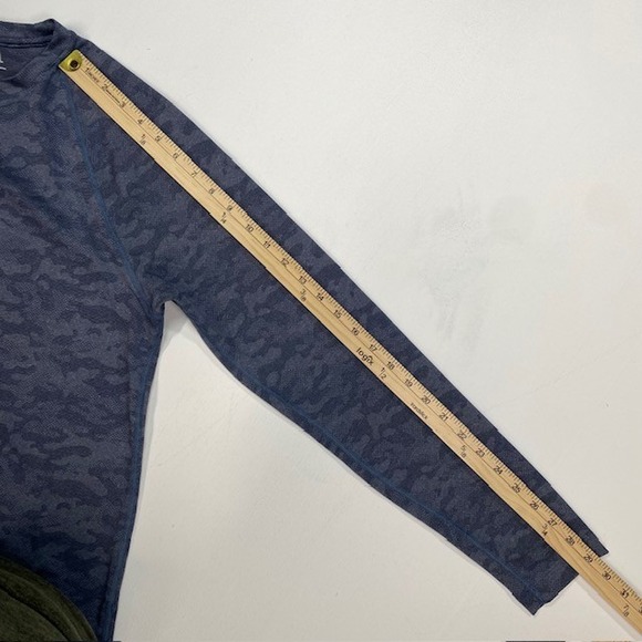 NOBULL‎ Camo Long Sleeve Athletic Shirt Men's Size S Blue - Picture 7 of 9